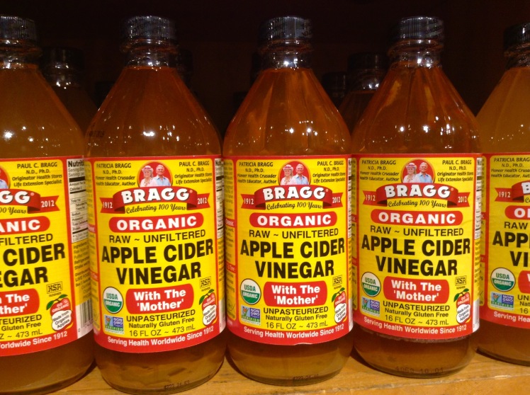 the-health-benefits-of-apple-cider-vinegar-by-green-blender